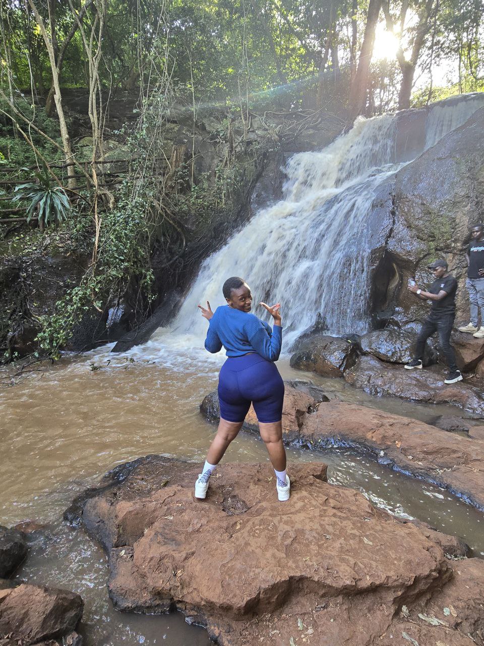 Rozie - Adult services in Roasters