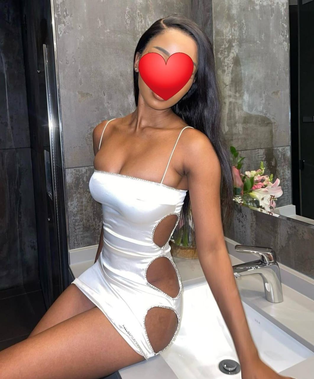 Liani - Adult services in Kilimani